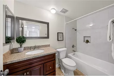18815 Christina Ave, Cerritos, CA 90703 - Photo 9