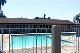 10701 Cedar Ave, Bloomington, CA 92316 - Photo 15