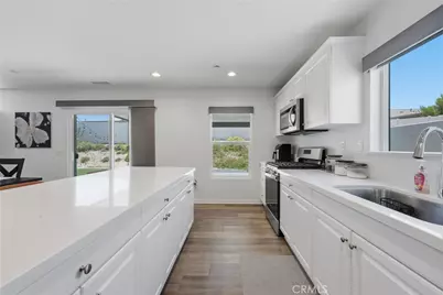 537 Hedgewood, Hemet, CA 92543 - Photo 19