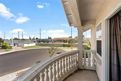 15951 Willett Lane, Huntington Beach, CA 92647 - Photo 23