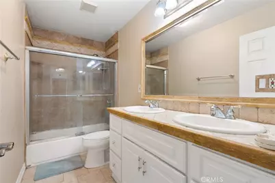 15951 Willett Lane, Huntington Beach, CA 92647 - Photo 19