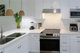 521 S Lyon, Santa Ana, CA 92701 - Photo 1
