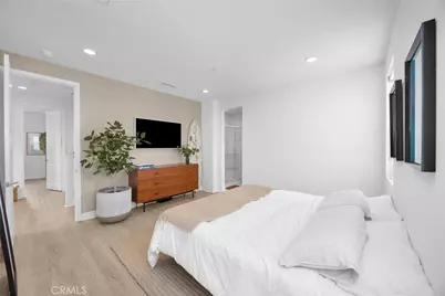 17544 Cameron #102, Huntington Beach, CA 92647 - Photo 21