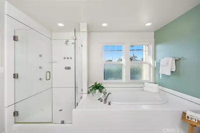 1005 Marvista Avenue, Seal Beach, CA 90740 - Photo 31