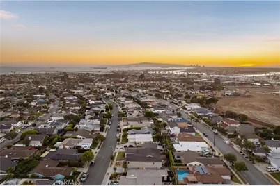 1005 Marvista Avenue, Seal Beach, CA 90740 - Photo 59