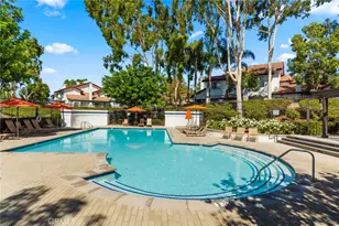 8 Clover Hill Ln, Laguna Hills, CA 92653 - Photo 33