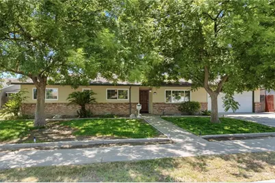 417 E Magnolia, Hanford, CA 93230 - Photo 3