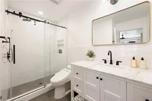 1326 W Park Western Dr, San Pedro, CA 90732 - Photo 23