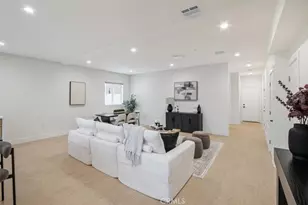 16623 Lake Ave, Paramount, CA 90723 - Photo 9