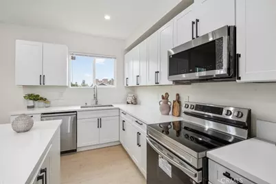 16623 Lake Avenue, Paramount, CA 90723 - Photo 37