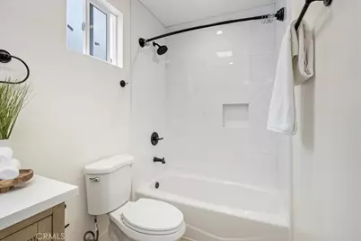 16623 Lake Avenue, Paramount, CA 90723 - Photo 45