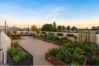 16623 Lake Avenue, Paramount, CA 90723 - Photo 31