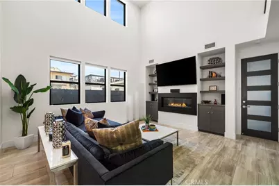 404 10th Street, Huntington Beach, CA 92648 - Photo 15