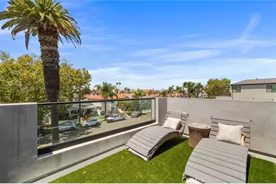 404 10th Street, Huntington Beach, CA 92648 - Photo 27