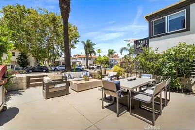 404 10th Street, Huntington Beach, CA 92648 - Photo 33