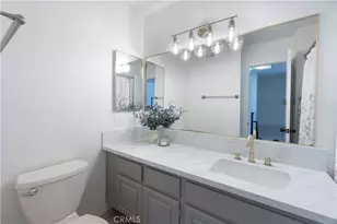 587 S College, Claremont, CA 91711 - Photo 13