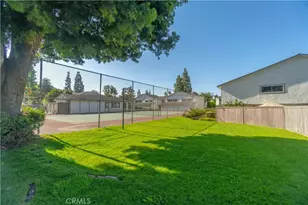 587 S College, Claremont, CA 91711 - Photo 19