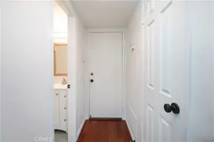 587 S College, Claremont, CA 91711 - Photo 7