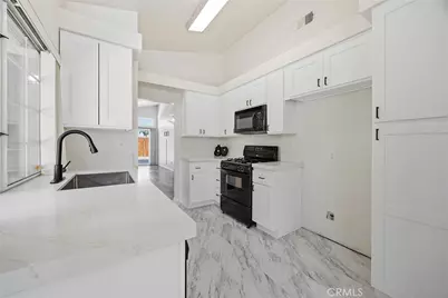 15516 Carrera, Fontana, CA 92337 - Photo 27