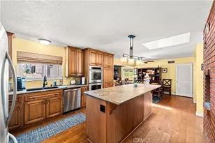 760 N Pine St, Orange, CA 92867 - Photo 5