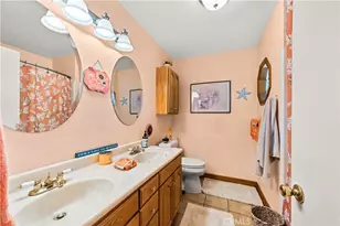760 N Pine St, Orange, CA 92867 - Photo 11