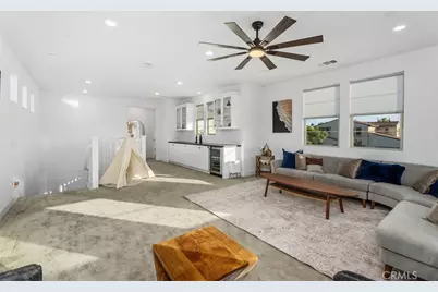 101 Score, Irvine, CA 92618 - Photo 27