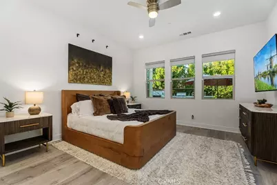 101 Score, Irvine, CA 92618 - Photo 17