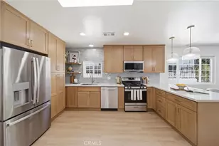 819 Rosemont, Los Angeles, CA 90026 - Photo 11