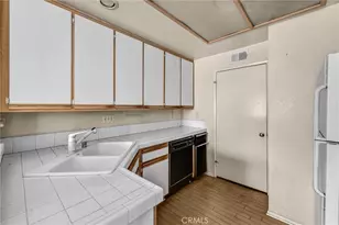 360 Villa Point Dr, Newport Beach, CA 92660 - Photo 13