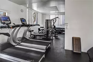 360 Villa Point Dr, Newport Beach, CA 92660 - Photo 23