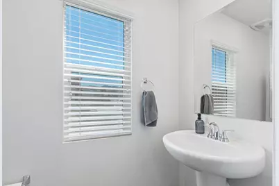 28360 Hollow Grove, Nuevo, CA 92567 - Photo 13
