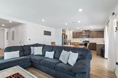 28360 Hollow Grove, Nuevo, CA 92567 - Photo 21