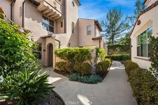 111 Tallowood, Irvine, CA 92620 - Photo 3