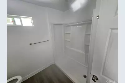 845 W 56th Street, Los Angeles, CA 90037 - Photo 11