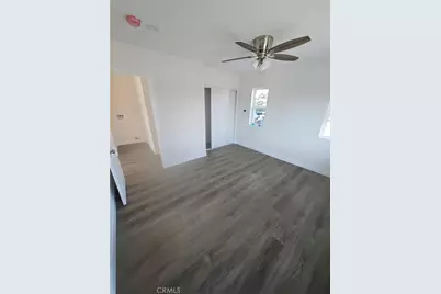 845 W 56th Street, Los Angeles, CA 90037 - Photo 15