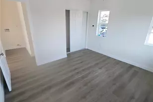 845 W 56th St, Los Angeles, CA 90037 - Photo 15