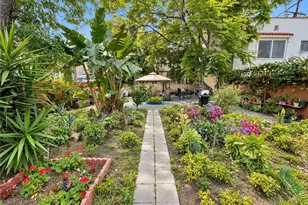 1347 N Mansfield, Los Angeles, CA 90028 - Photo 11