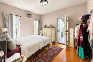 1347 N Mansfield, Los Angeles, CA 90028 - Photo 5