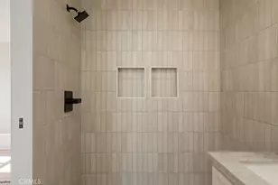 2014 W 84th St, Los Angeles, CA 90047 - Photo 41