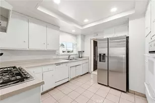860 S Chantilly, Anaheim, CA 92806 - Photo 15