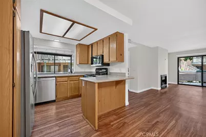 3537 W Greentree Circle #C, Anaheim, CA 92804 - Photo 7