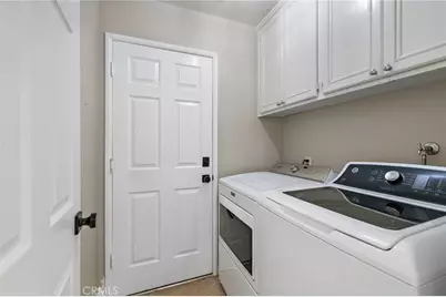 519 E Ash, Brea, CA 92821 - Photo 17
