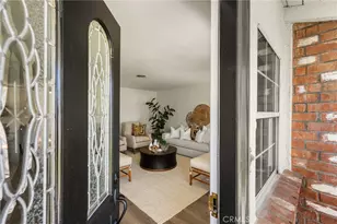 3118 W Aliso Pl, Anaheim, CA 92804 - Photo 11