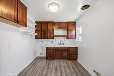 9234 Elizabeth Avenue, South Gate, CA 90280 - Photo 17