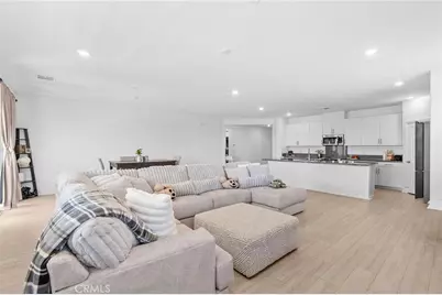 2431 Diamond Edge, Perris, CA 92570 - Photo 11