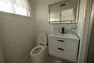 1922 Meriday, Santa Ana, CA 92706 - Photo 19