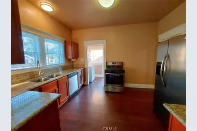 530 S Broadway, Santa Ana, CA 92701 - Photo 19