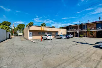 2010 W Lincoln Avenue, Anaheim, CA 92801 - Photo 13