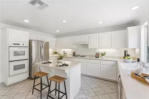 81 Linhaven, Irvine, CA 92602 - Photo 13
