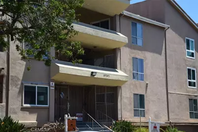 10757 Hortense #304, Toluca Lake, CA 91602 - Photo 3